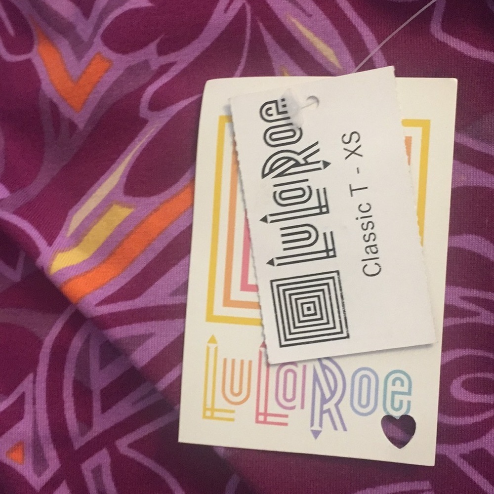 XS LuLaRoe Classic Tee BB31 968 - Picture 5 of 5